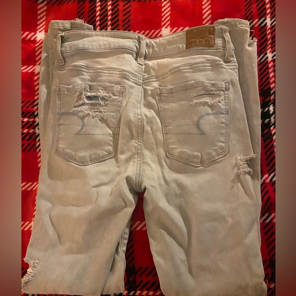 American Eagle Distressed Jeans 0 - Picture 3 of 3